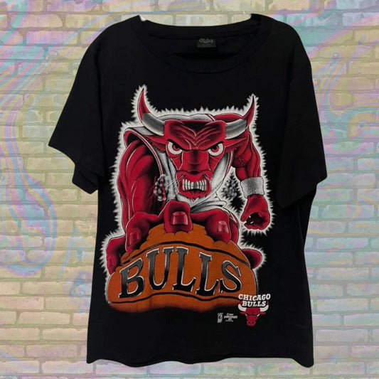 RARE Chicago Bulls NBA Licensed Glow in the Dark Raging Bull Big Print Vintage 90s Single Stitched T-shirt