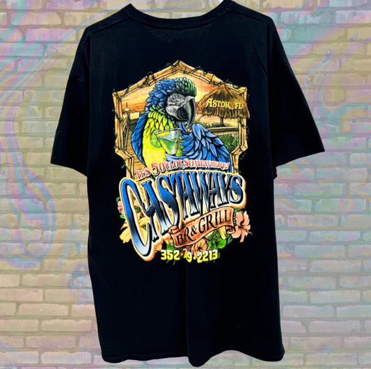 Vintage Castaways Bar & Grill T-Shirt Astor FL, Tropical Parrot Graphic Tee, 90s Souvenir Shirt, Beach Bar Retro Colorful Vacation Shirt