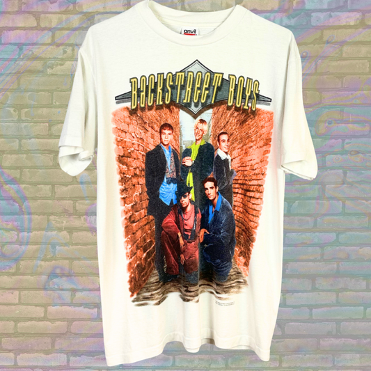 Vintage 1997 Backstreet Boys Rap-styled T-shirt - Medium