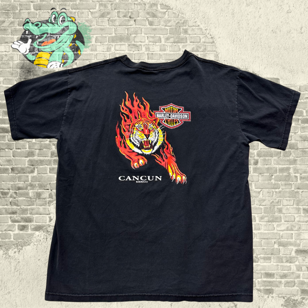 Vintage 90s Harley Davidson Biker Flaming Tiger Cancun Mexico T-shirt - Extra Large